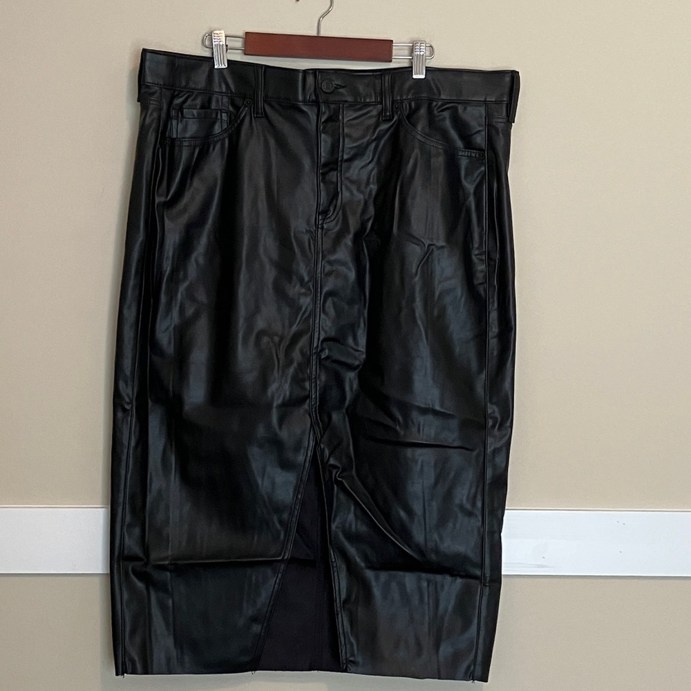 Torrid "Pleather"/Vegan Leather Pencil Skirt